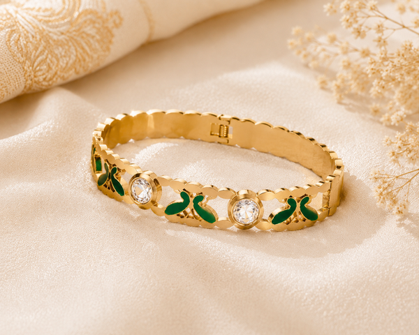 Emerald Clover Crystal Bracelet
